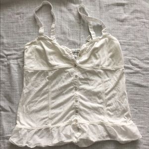 Flattering white American Eagle Top!